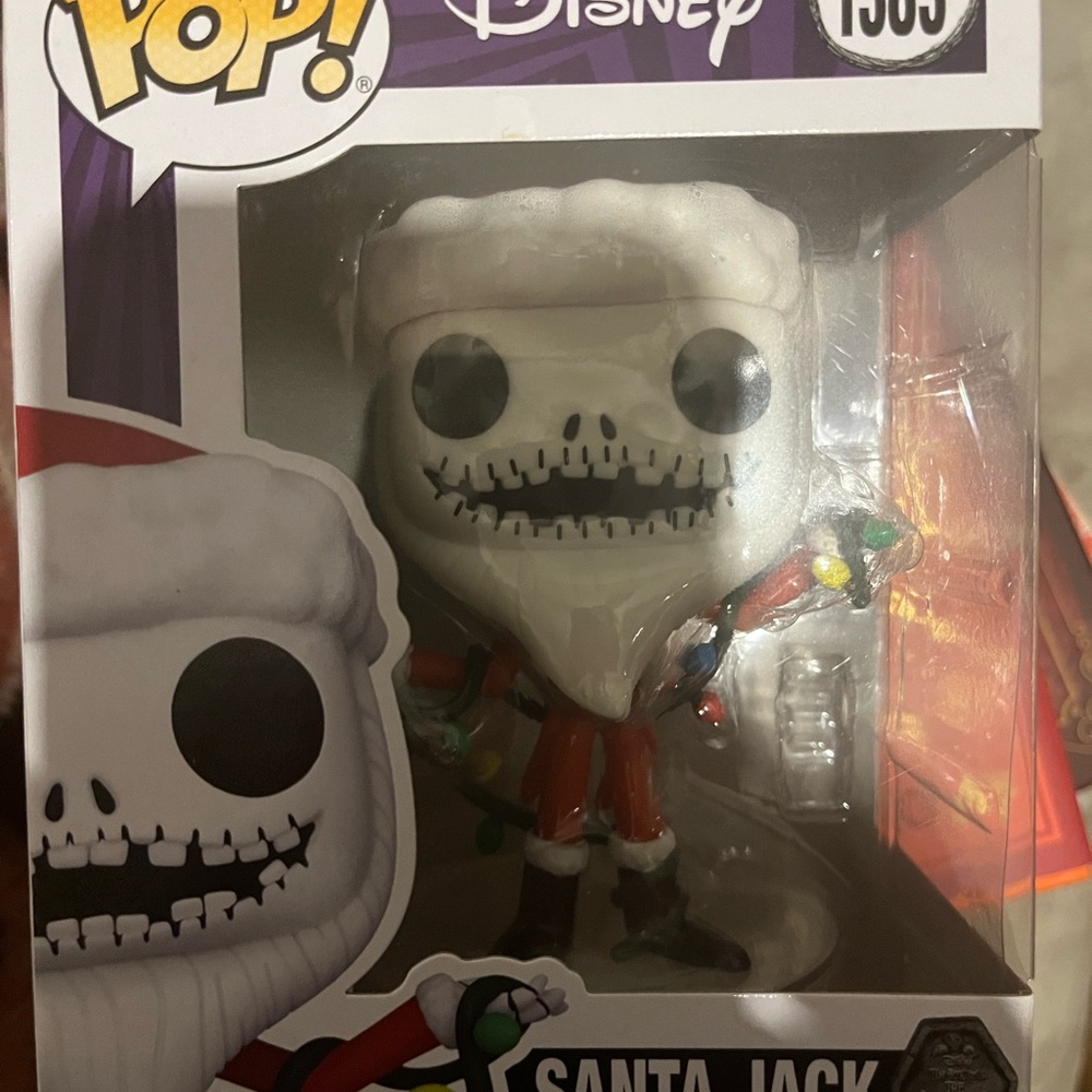Funko Pop! Disney Santa Jack Skellington Figure